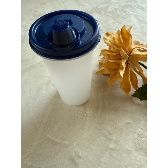 Tupperware Modular Mate #1641 Pour Spout Lid 22 oz - Picture 1 of 3